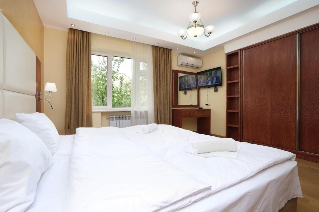 יירבאן Stay Inn Apart-Hotel On Sayat-Nova Avenue מראה חיצוני תמונה
