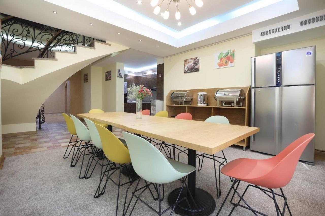 יירבאן Stay Inn Apart-Hotel On Sayat-Nova Avenue מראה חיצוני תמונה